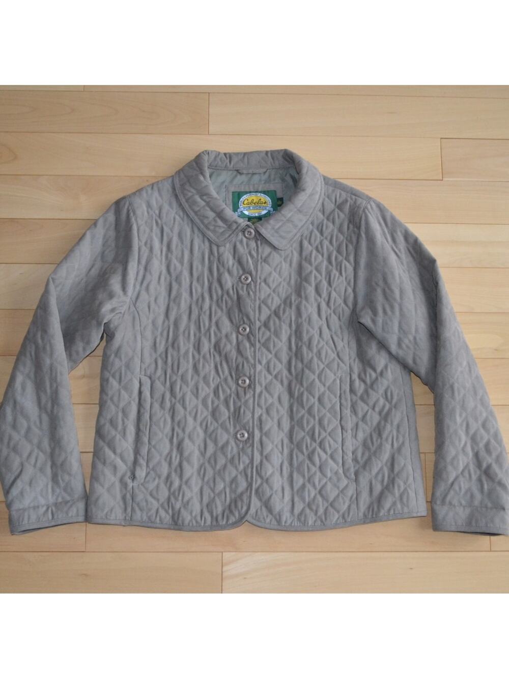 Cabela's Quilted Button Closure Midweight Jacket Size Large